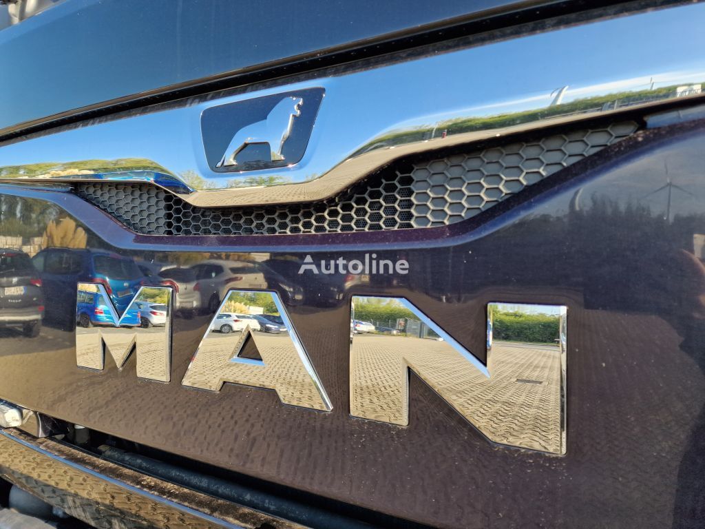 MAN